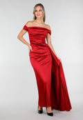Felrode Off Shoulder Maxi Jurk in Satijn