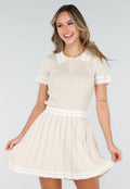Beige Set met Polo Top en Plissé Rok