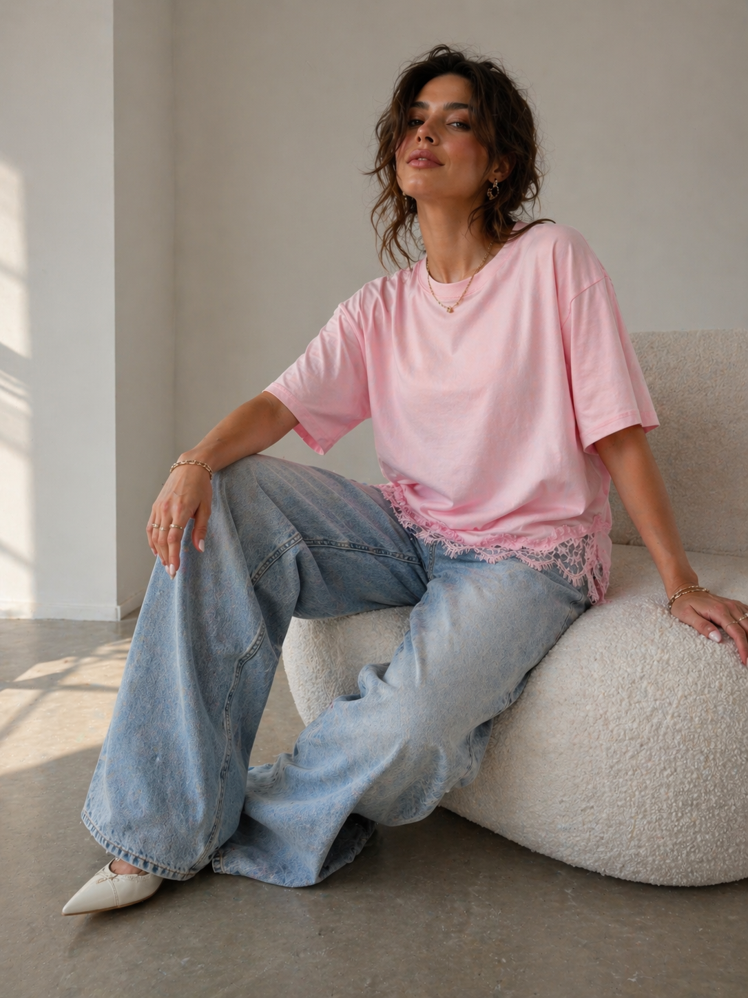 Roze Oversized T-Shirt met Kantzoom