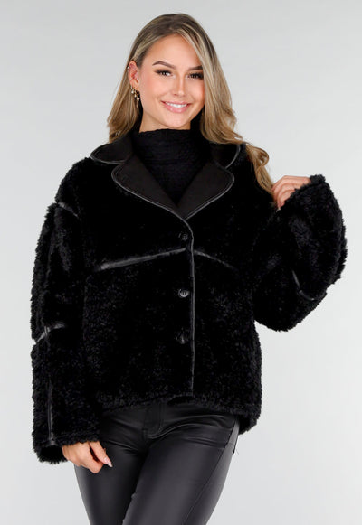 Zwarte Faux Fur Jas met Kraag en Knoopsluiting