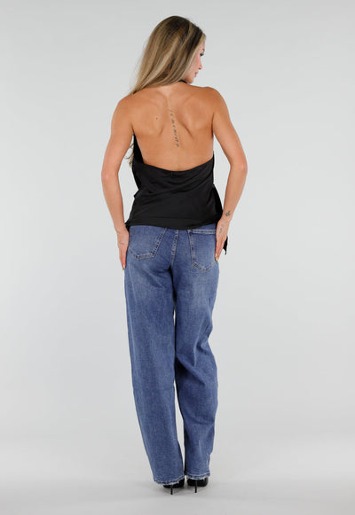 NEW050826 Zwarte Satijnen Halter Top met Overslag en Asymmetrische Zoom
