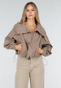 Taupekleurig Cropped Jack met Brede Overslagsluiting