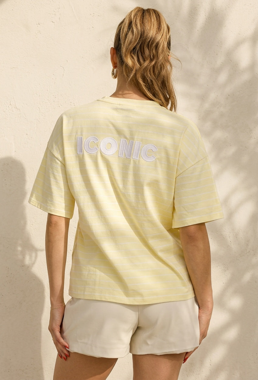 Lichtgeel Gestreept Oversized T-shirt met Iconic Opdruk