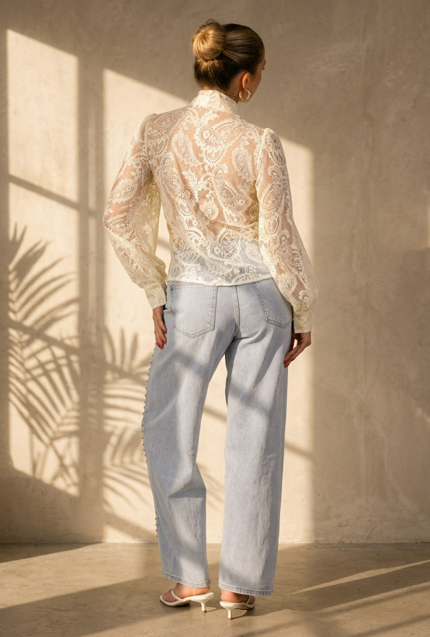 Lichtgele Transparante Kanten Blouse met Strikkraag en Lange Mouwen