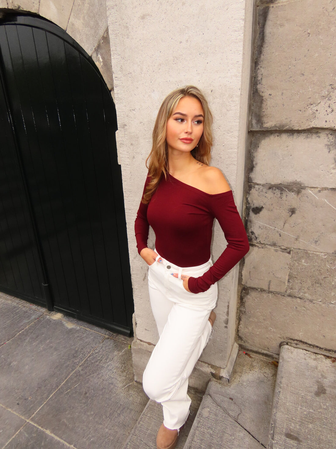 Chic in Bordeaux & White