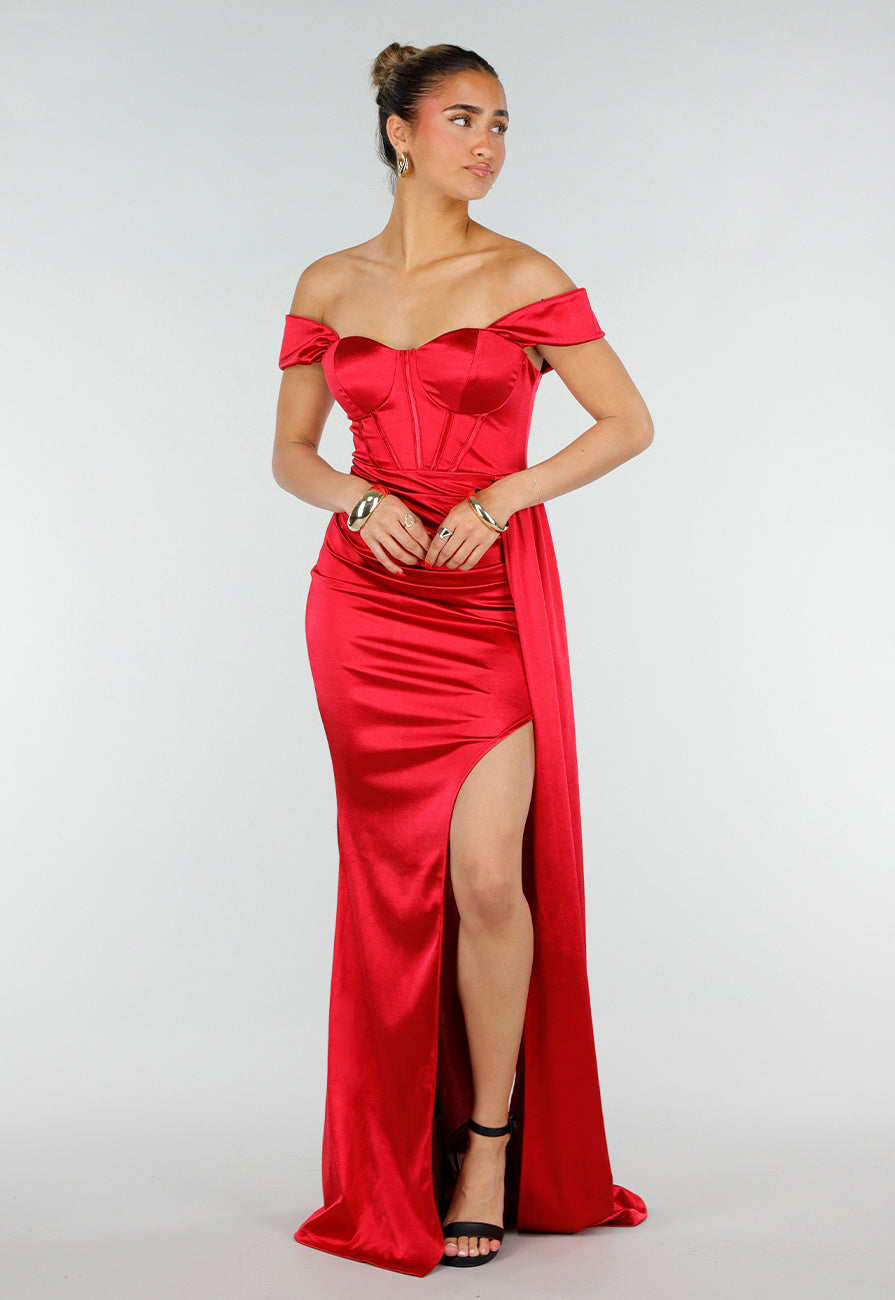 Rode Stretch Satijnen Off Shoulder Maxi Jurk met Split