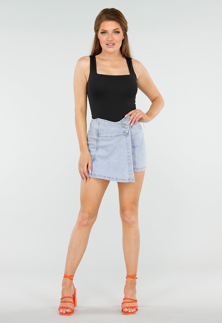 Strappy Sandalen met Vierkante Neus, Zilveren Gesp en Zwarte Veterbanden