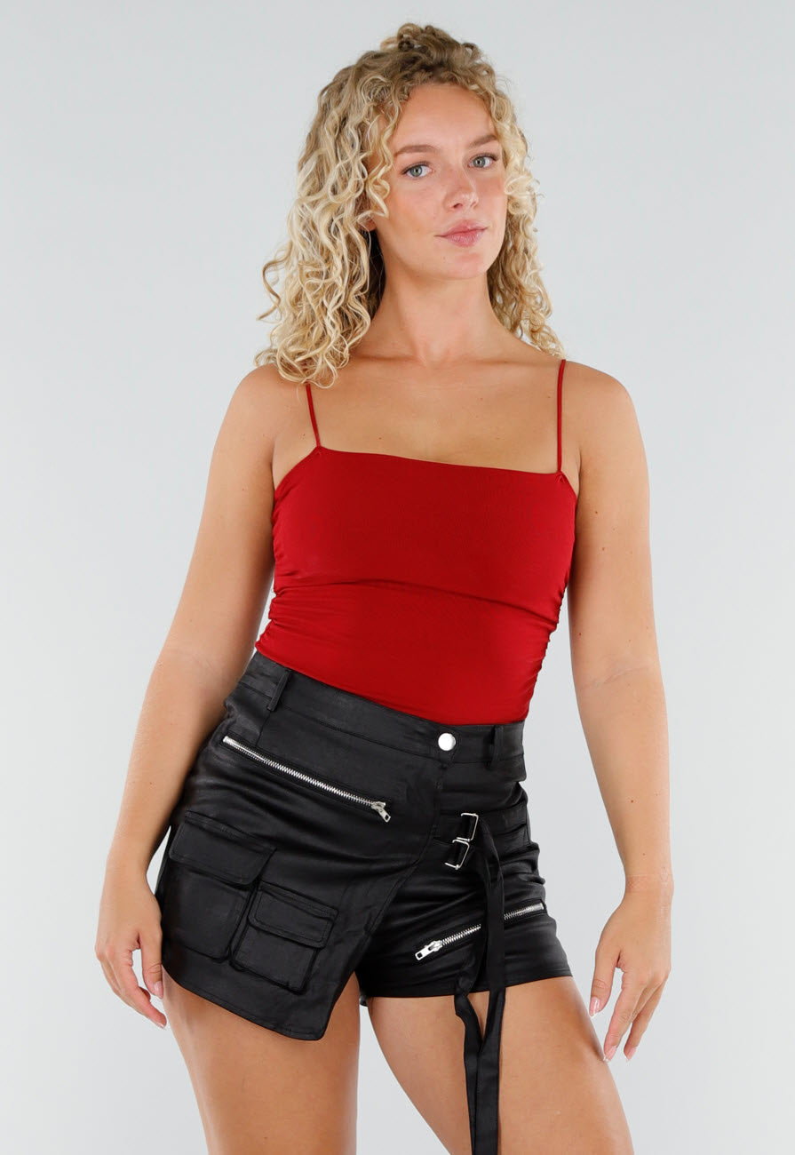 Rode Stretch Top met Pads en Spaghettibandjes