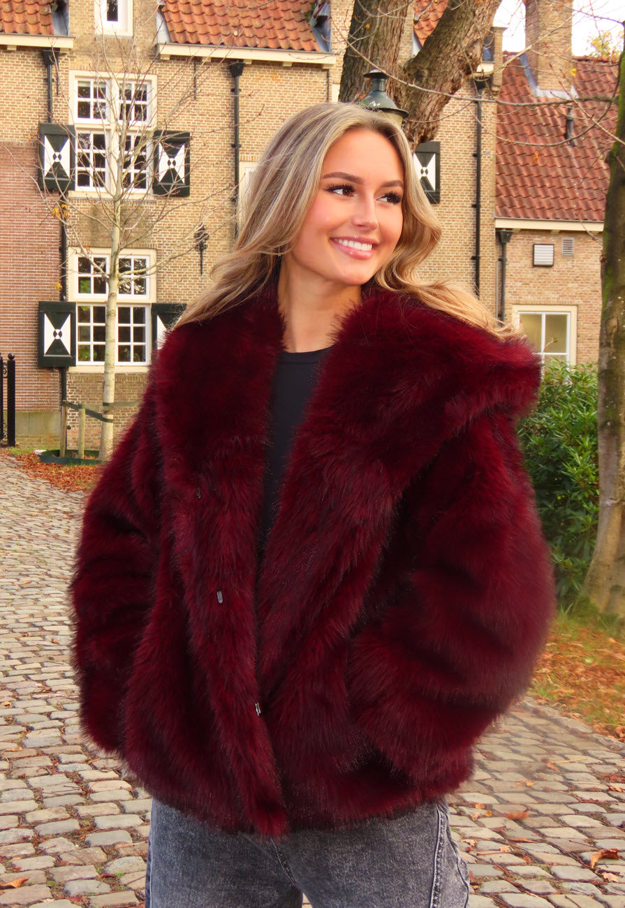 Bordeaux Bontjas met Capuchon