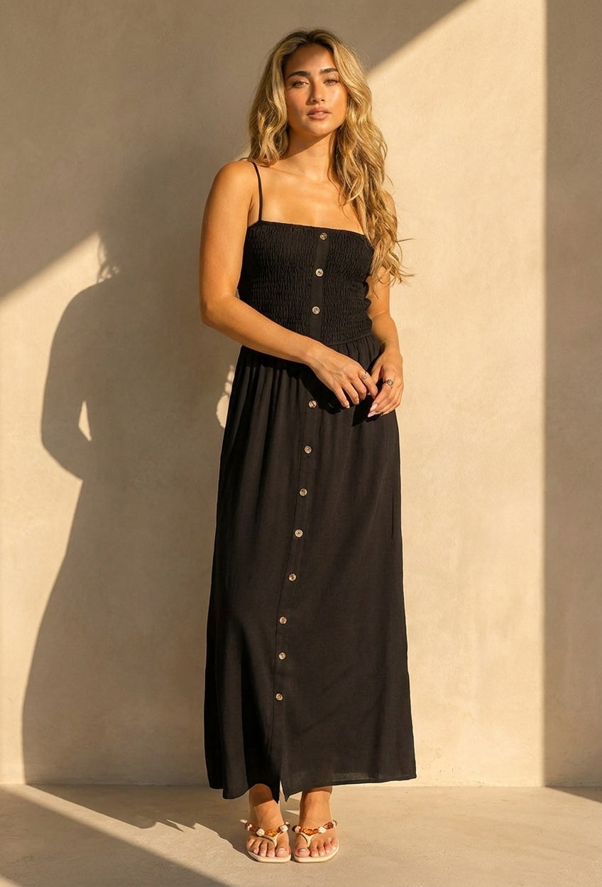 NEW220726 Zwarte Maxi Jurk met Smock Bodice, Strikbandjes en Knoopsluiting