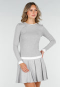 Grijze Longsleeve Top met Witte Boorden aan Hals en Mouwen