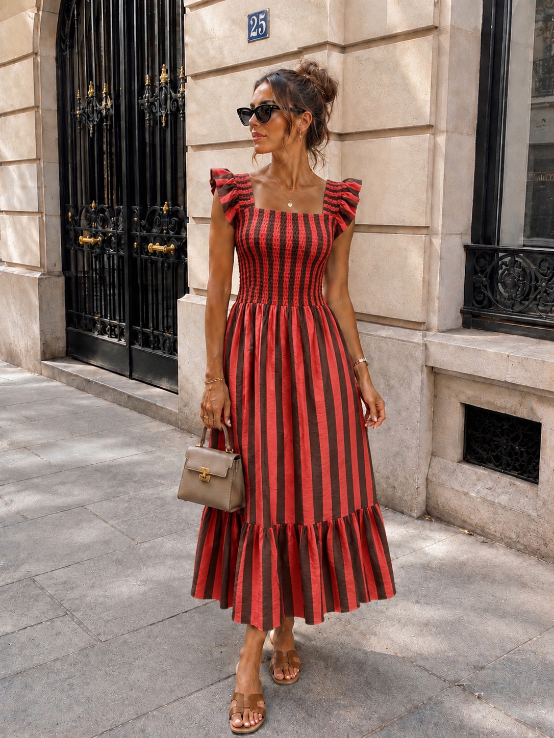 Rood Gestreepte Midi Jurk met Smockdetail en Ruffle Mouwen